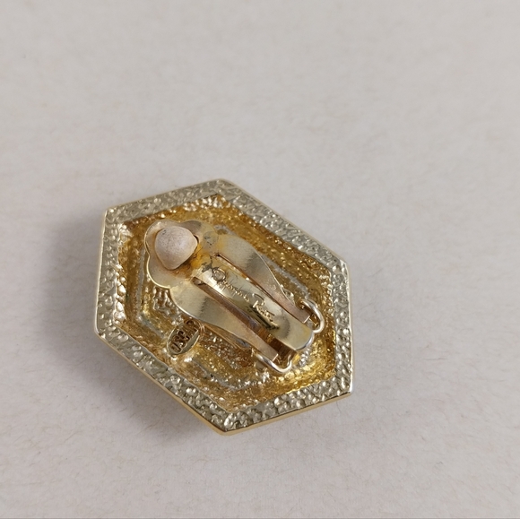 Oscar De La Renta    Earring Single - Picture 10 of 12